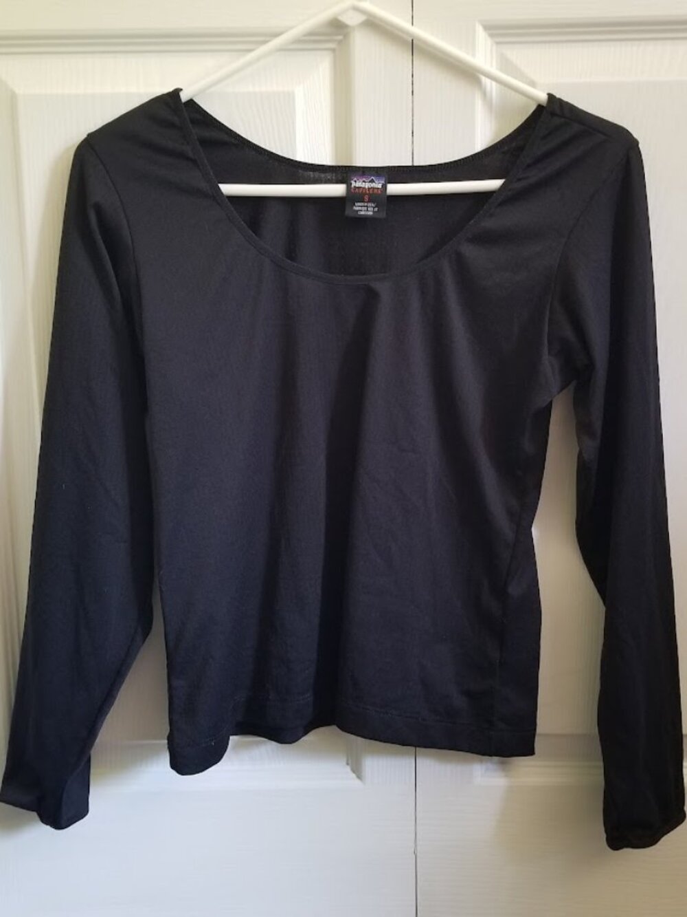 Patagonia Women's T-Shirt Small Black Long Sleeve Capilene Gorpcore Base Layer